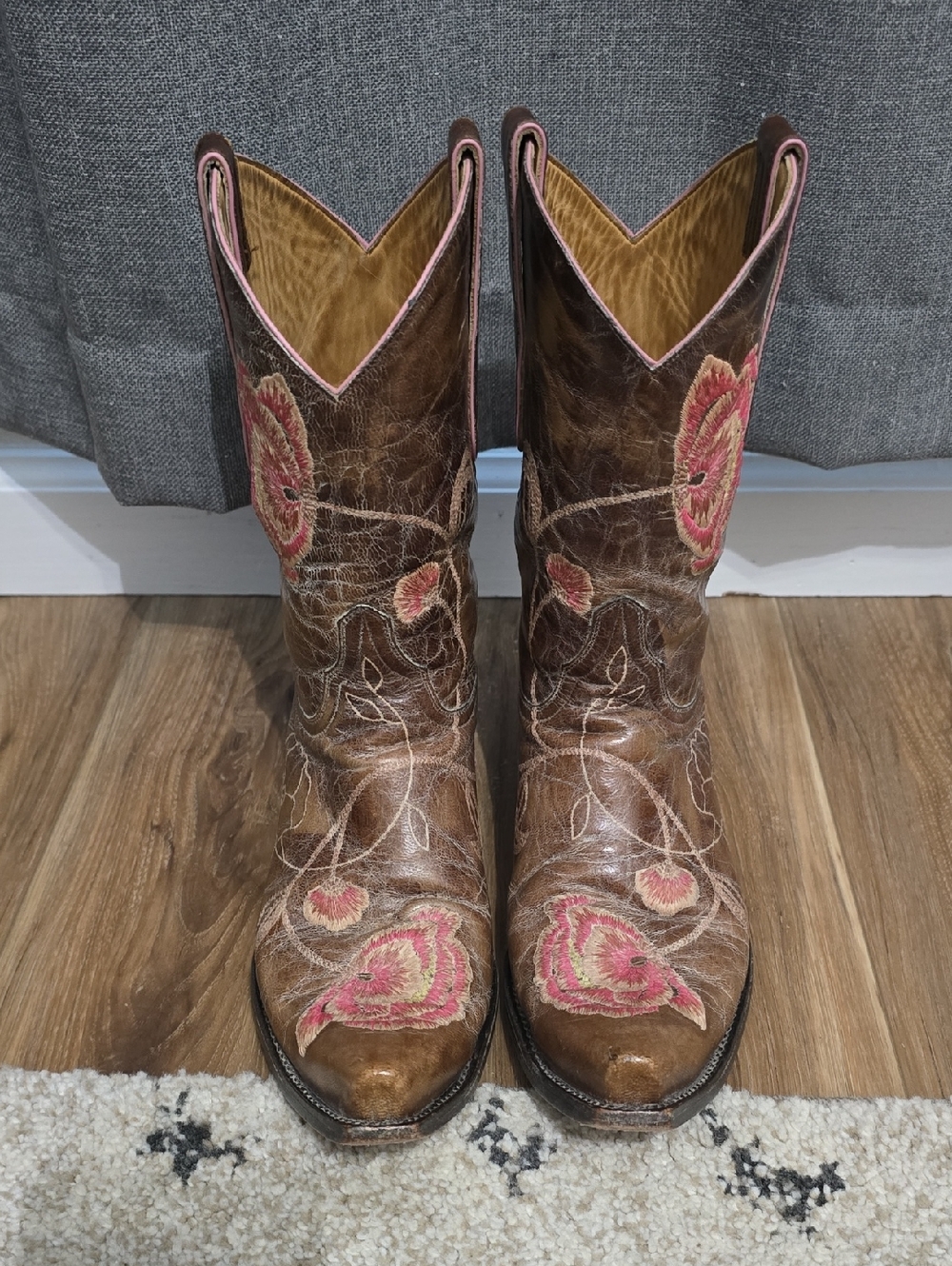 Women’s Old Gringo Brown Leather Western Boots with Pink Floral Embroidery Sz 10